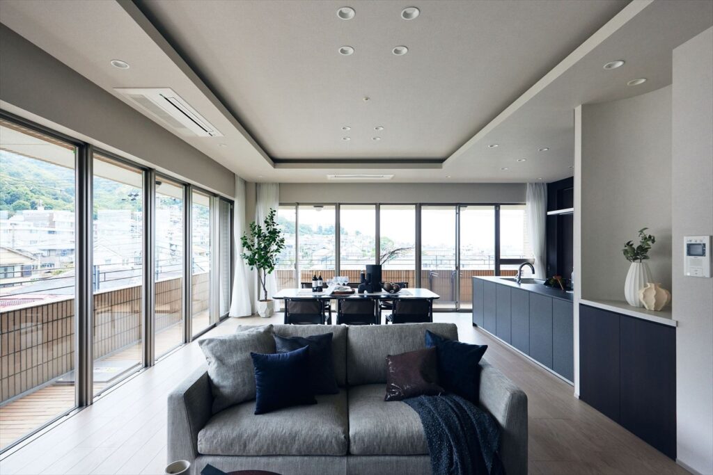 THE URBAN LIFE岡本