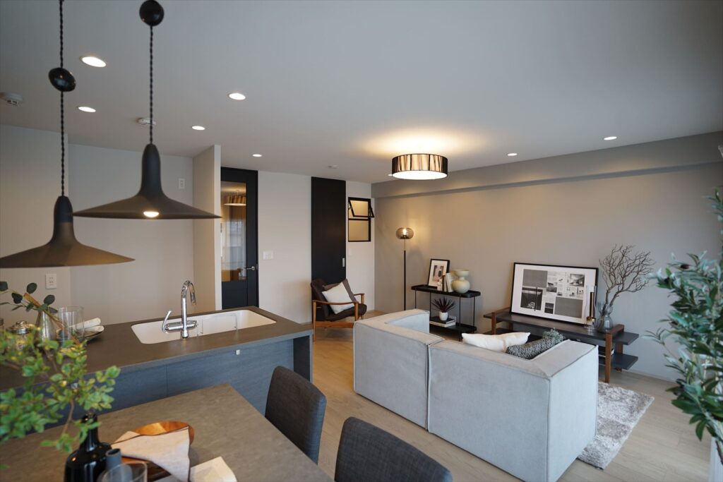 ルネ芦屋親王塚